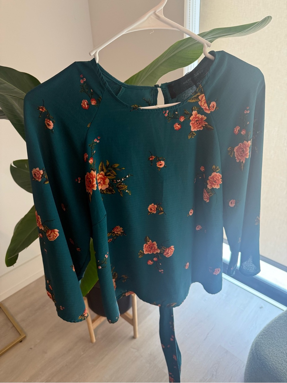 Women's Teal Floral Tie-Back Blouse